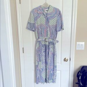 Leslie Fay Vtg. Purple, Blue and Green Paisley Dress Peter Pan Collar & Belt